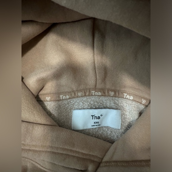 Aritzia TNA tan perfect hoodie - size xxs - Picture 5 of 6